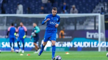 روح إبراهيموفيتش.. سافيتش يسجل هدفاً مثيراً في الهلال ضد الفيحاء